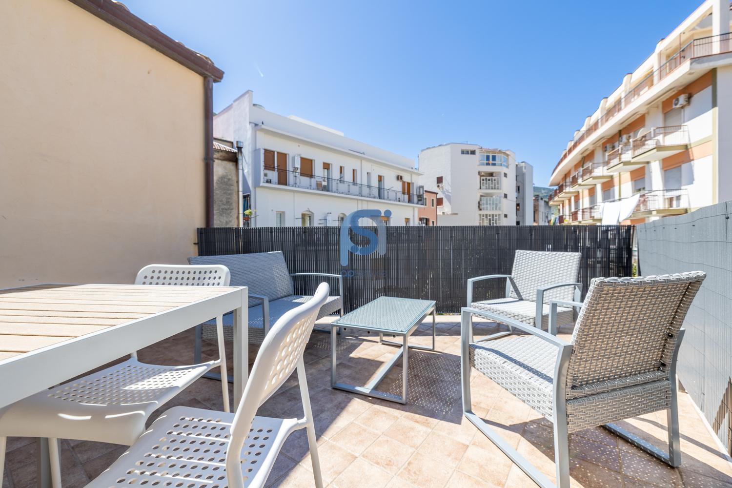 Ni Ni Apartments تْشيفالو المظهر الخارجي الصورة