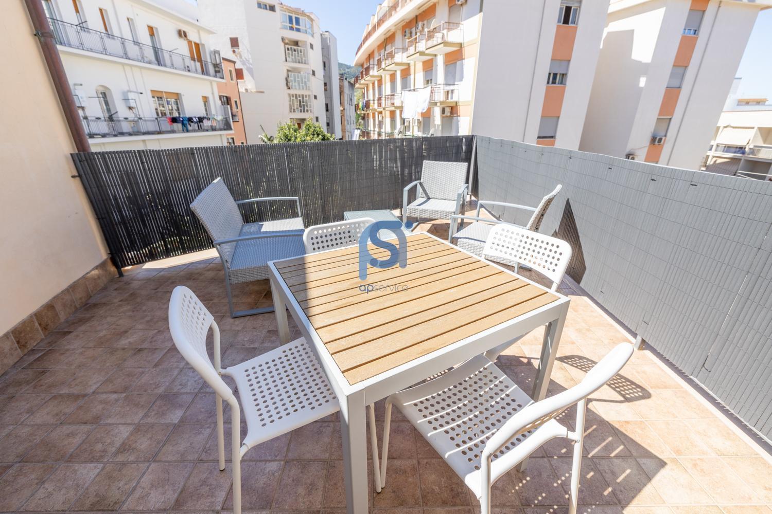 Ni Ni Apartments تْشيفالو المظهر الخارجي الصورة